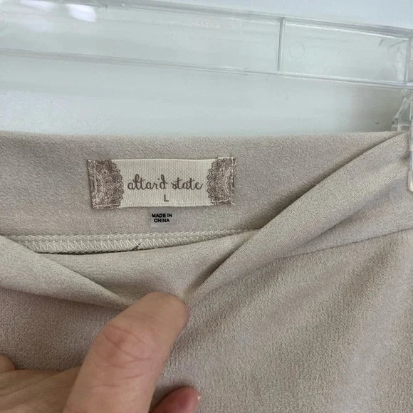 Alter’d State Light Taupe Fringe Faux Suede Mini Skirt Size L - Picture 6 of 9